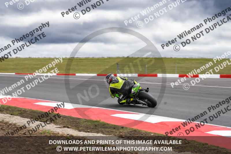 cadwell no limits trackday;cadwell park;cadwell park photographs;cadwell trackday photographs;enduro digital images;event digital images;eventdigitalimages;navarra;no limits trackdays;peter wileman photography;racing digital images;trackday digital images;trackday photos